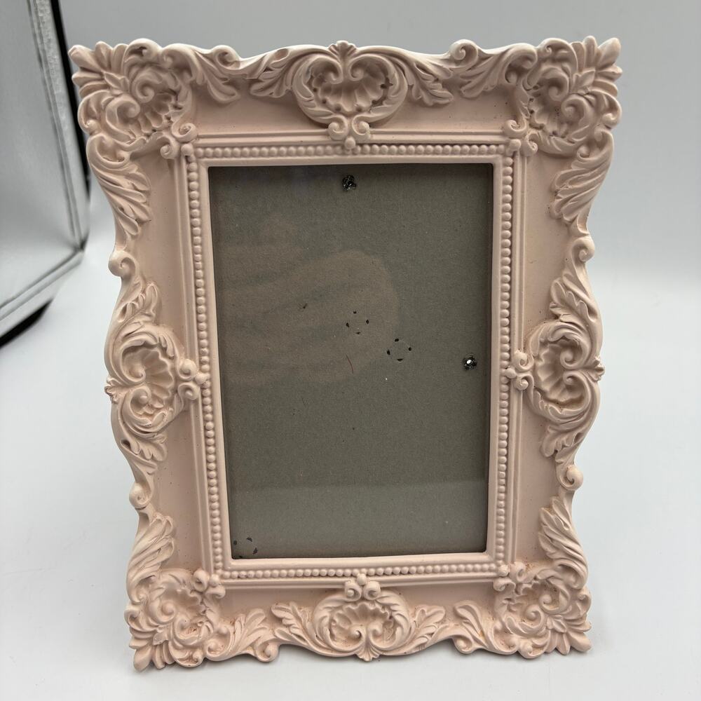 Laura Ashley Picture Frame Light Pink Ornate Vine Resin Victorian Style 4 x 6